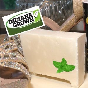 (2) Luxury Goat Milk Soap-SPEARMINT Essential Oil